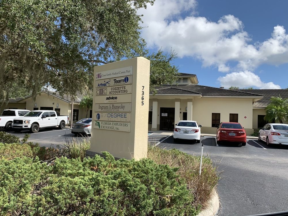 THE OFFICE CONDOMINIUMS AT LAKEWOOD RANCH: 7365 Merchant Ct, Sarasota, FL, 34240